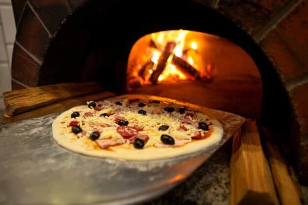 Quel meilleur four à pizza extérieur choisir pour cuisiner dehors ?