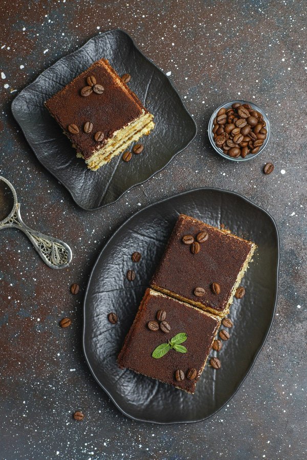 Comment réaliser un tiramisu traditionnel avec une crème mascarpone onctueuse?